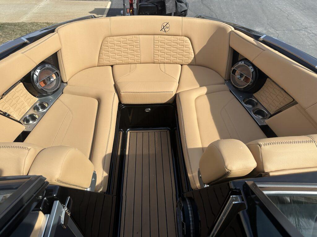 2020 MasterCraft X24