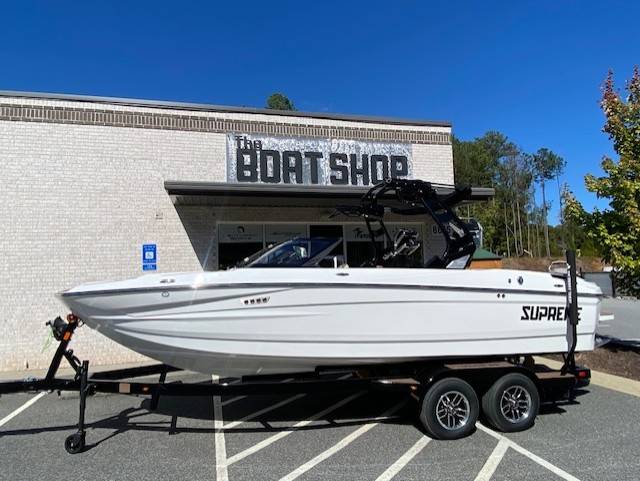 boat.Title