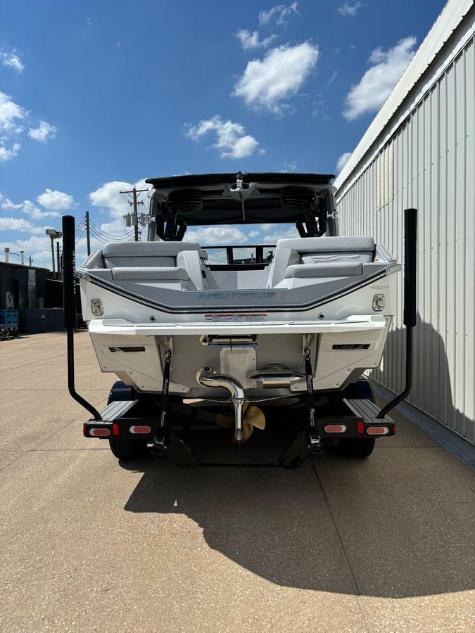 2025 Super Air Nautique G23
