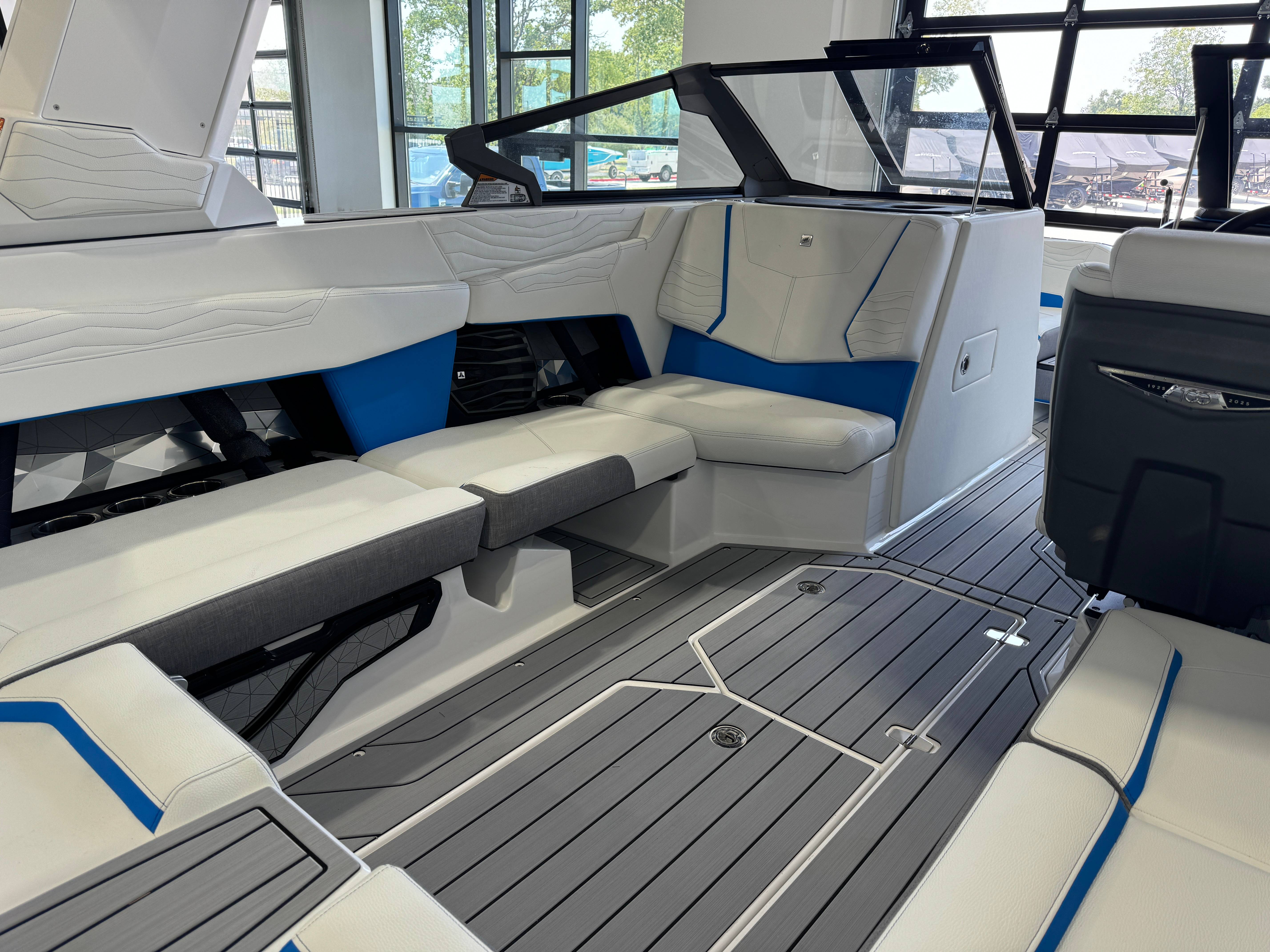 2025 Nautique Super Air Nautique G23