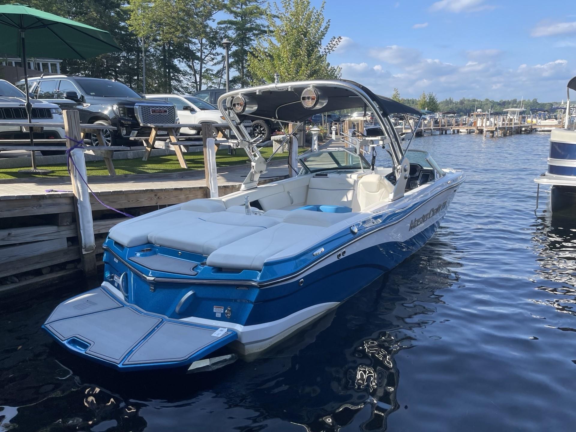 2021 MasterCraft XT23