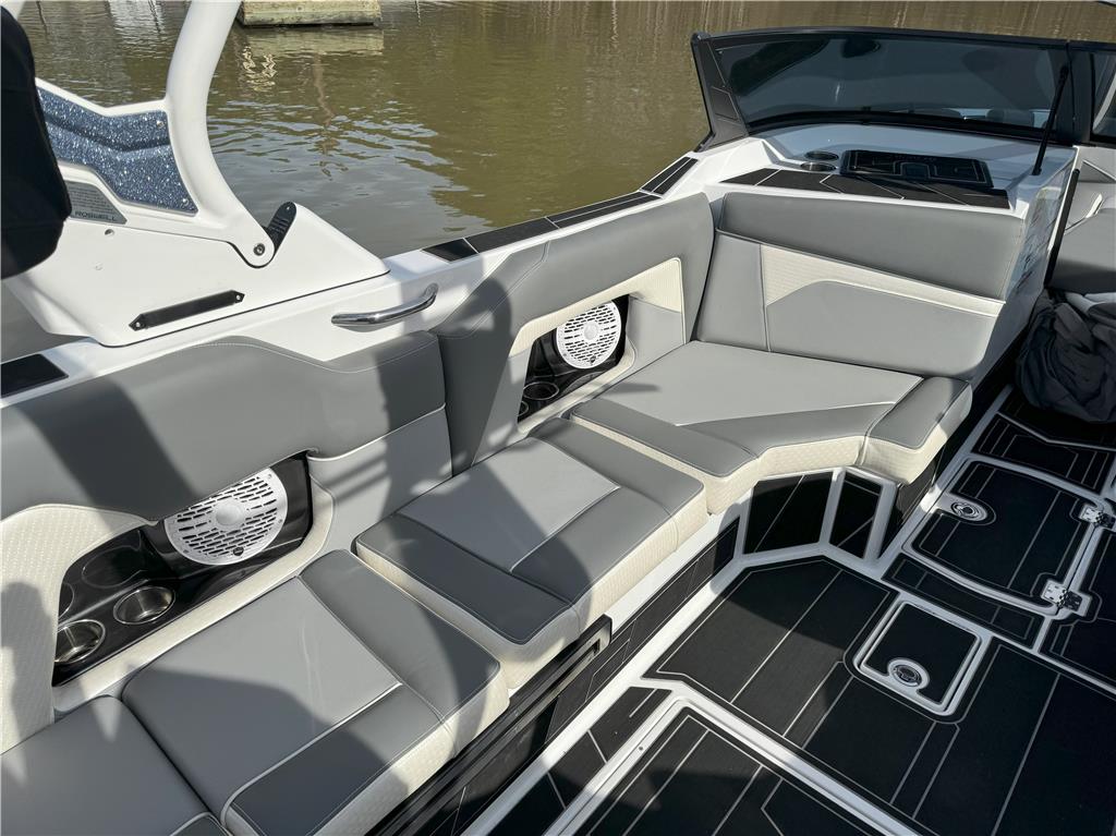 Loaded 2022 ZS252