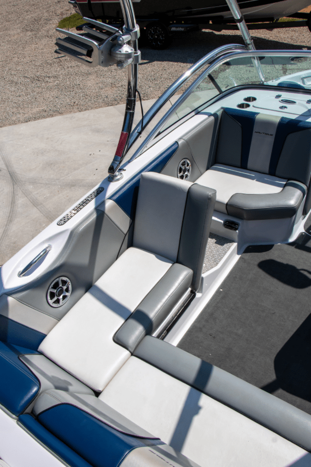 2008 Nautique Super Air Nautique 210