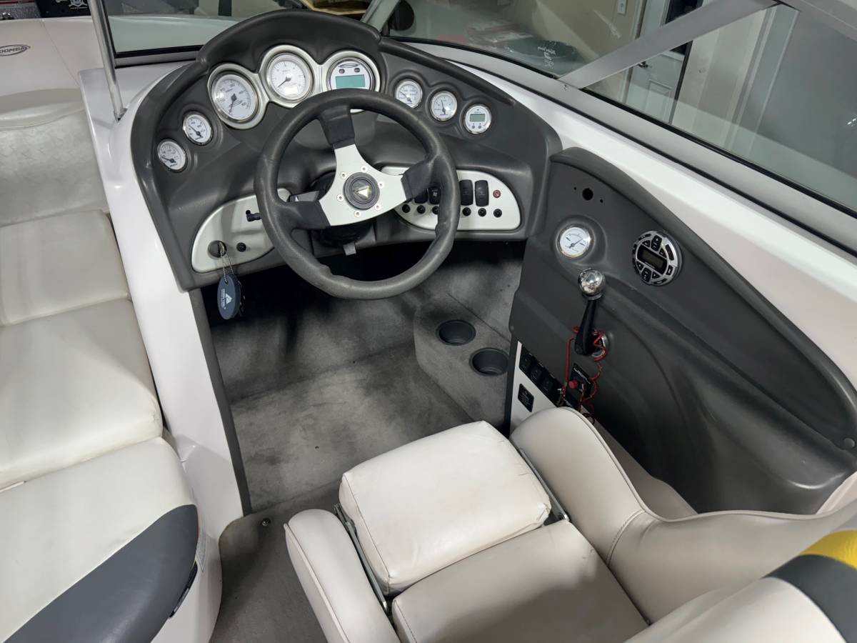 2006 Moomba Mobius XLV