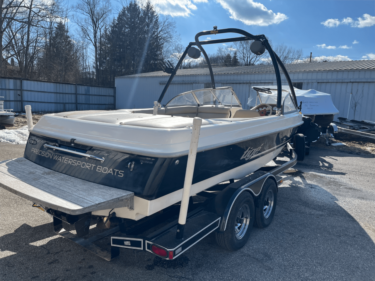 2000 Tige 2100V Limited