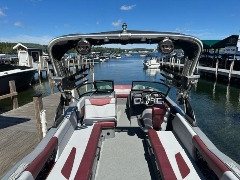 2022 MasterCraft NXT24