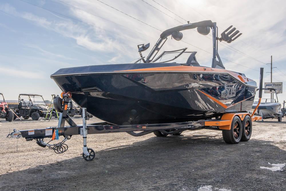 2024 Axis Wake Research T220