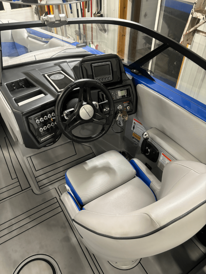2021 Moomba Max