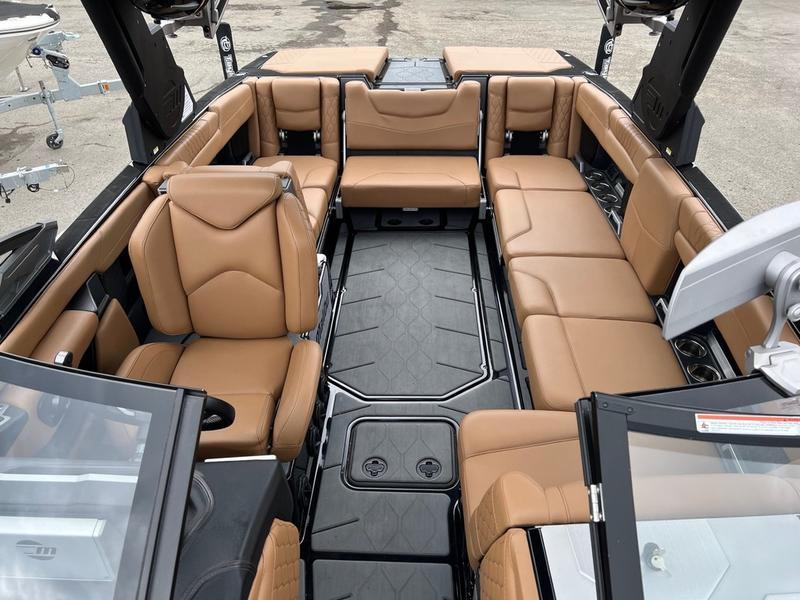 2020 Malibu M240