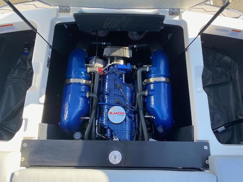 NEW 2023 MasterCraft NXT22