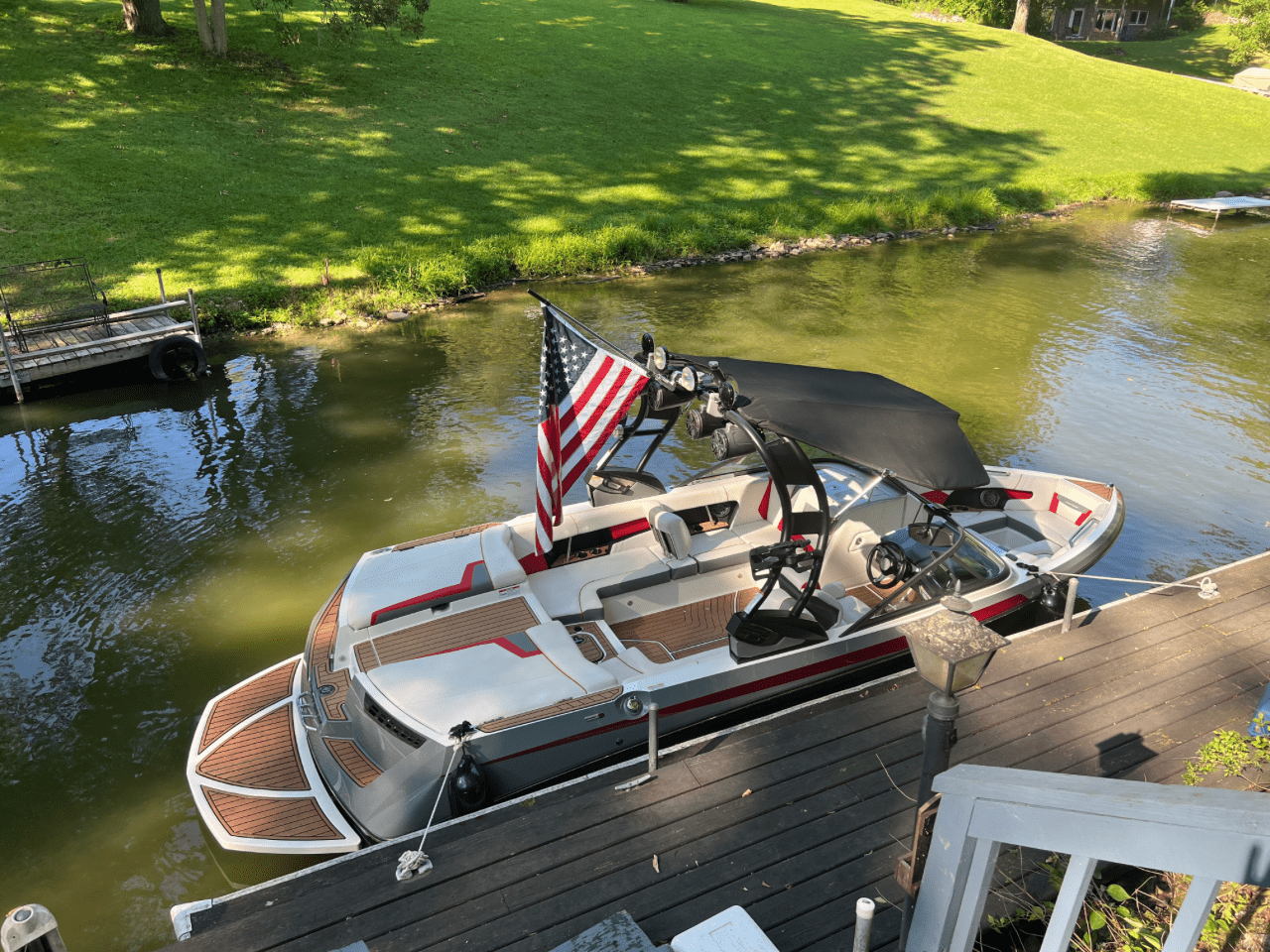 2016 Super Air Nautique 230