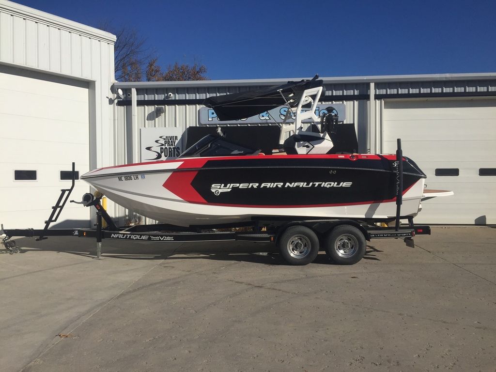 boat.Title