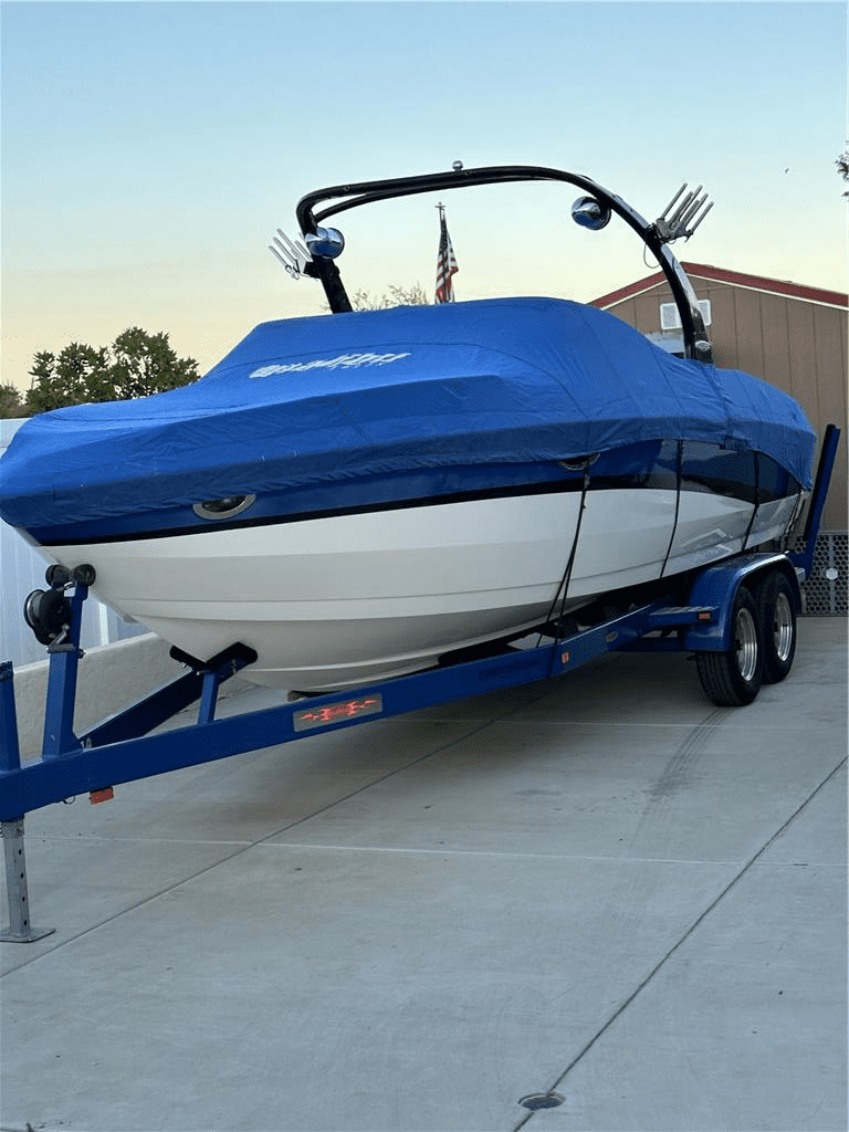 2005 Malibu 25 LSV