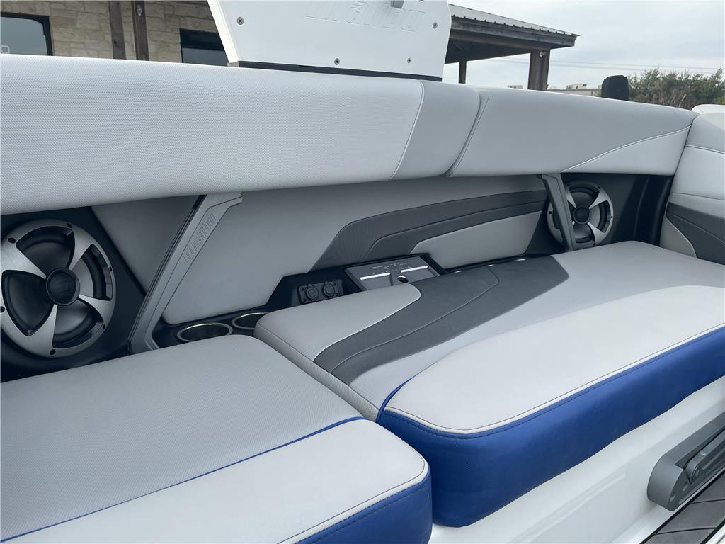 2018 Malibu 24 MXZ
