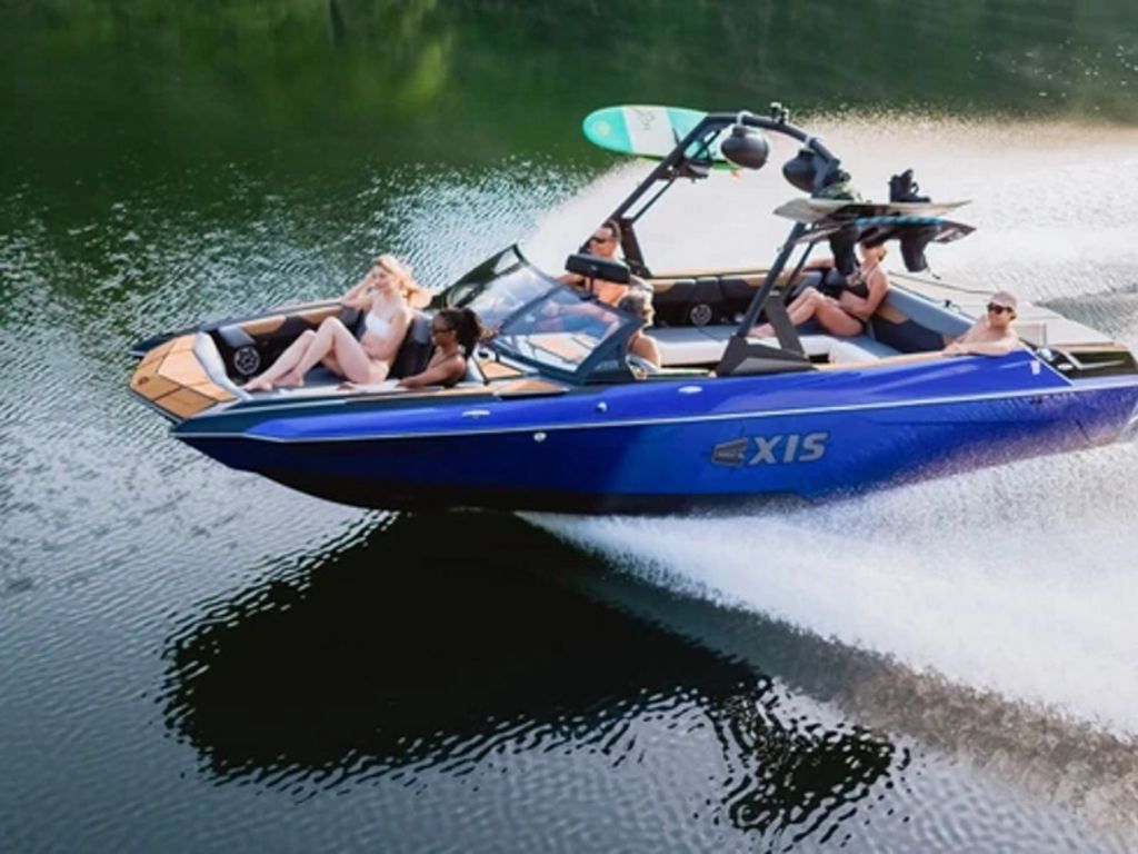 2023 Axis Wake Research A24