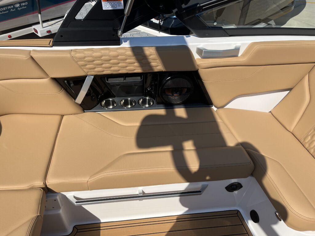 2025 MasterCraft XT20