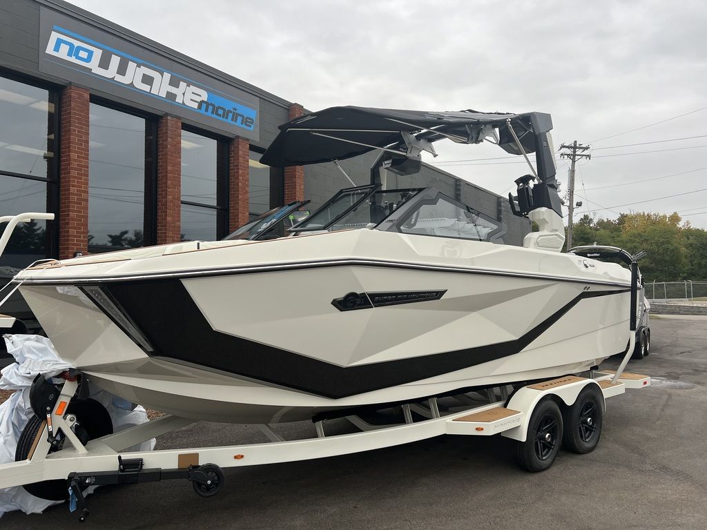 2025 Nautique G21