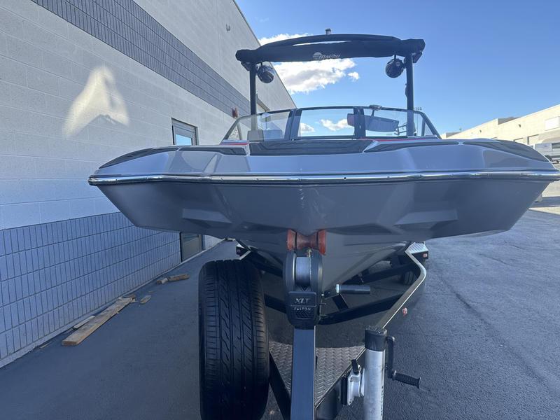 2021 Malibu 23 MXZ