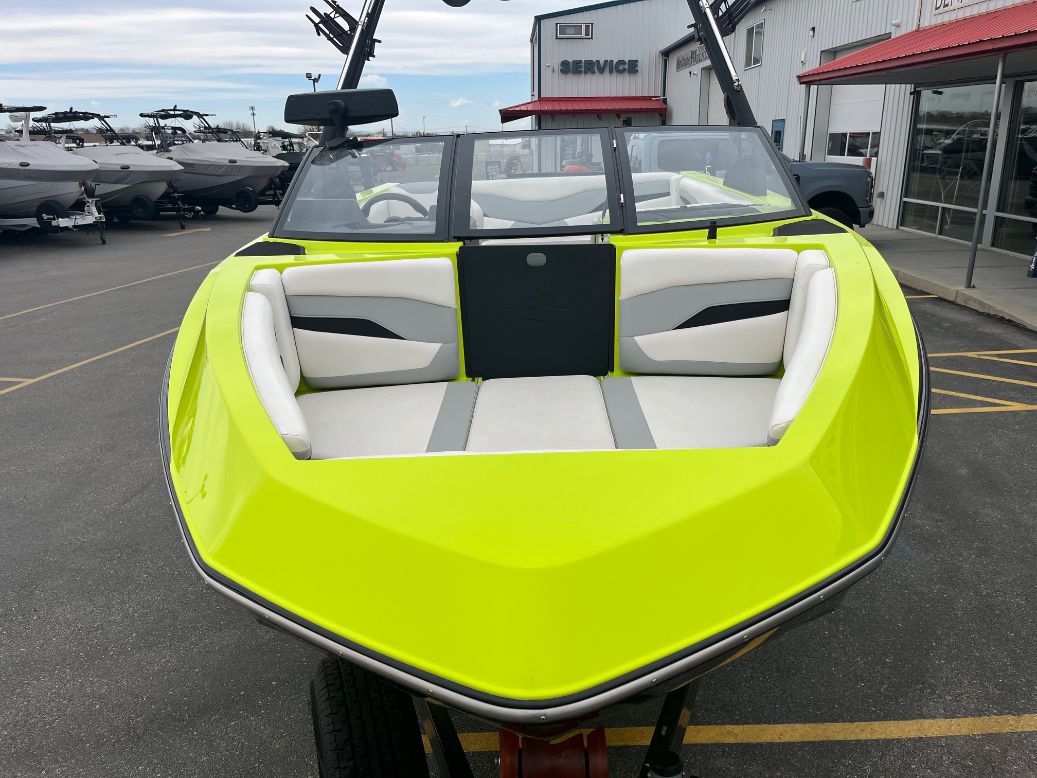 2023 Axis T220