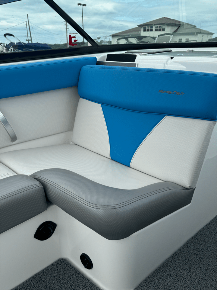 2018 MasterCraft XT23