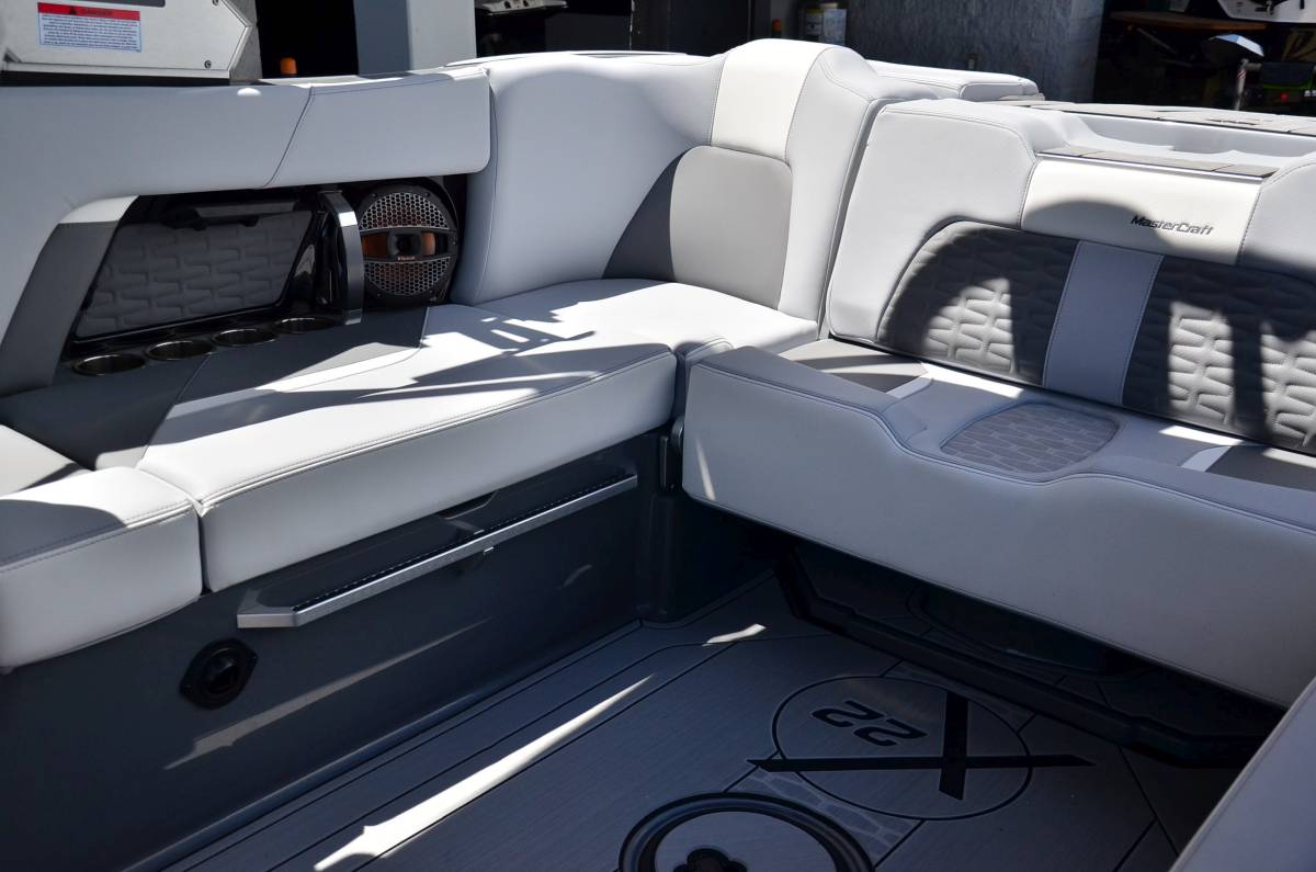 2023 MasterCraft X22 – MODEL YEAR END LIQUIDATION!