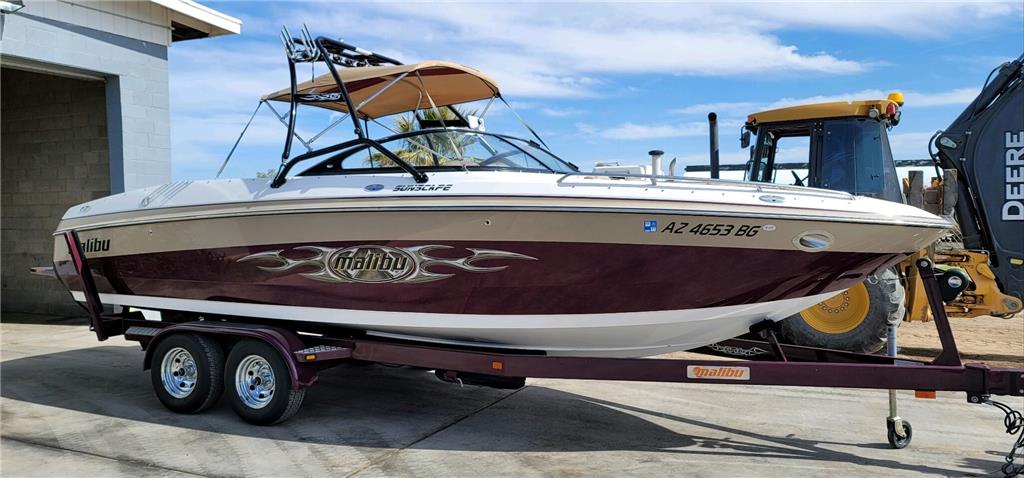 2004 Malibu 25 LSV