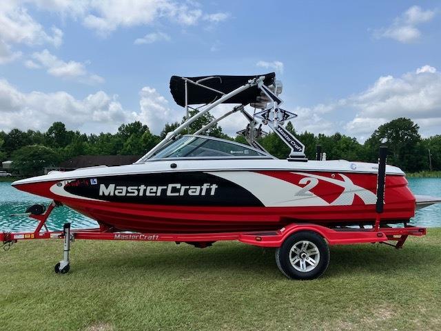 2011 MasterCraft X2