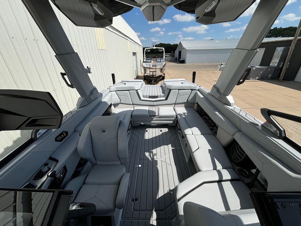 2025 Super Air Nautique G23