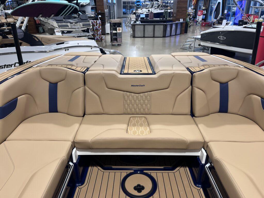 2025 MasterCraft XT22T