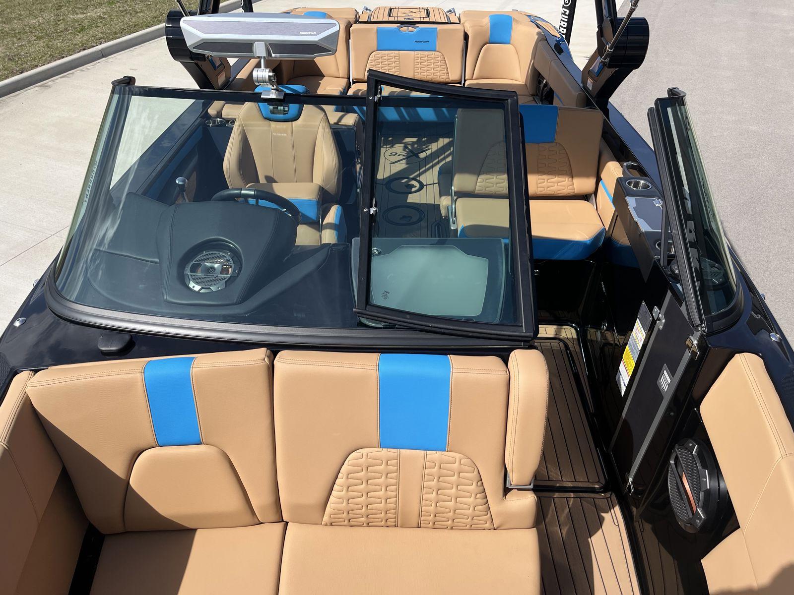 2022 MasterCraft X26