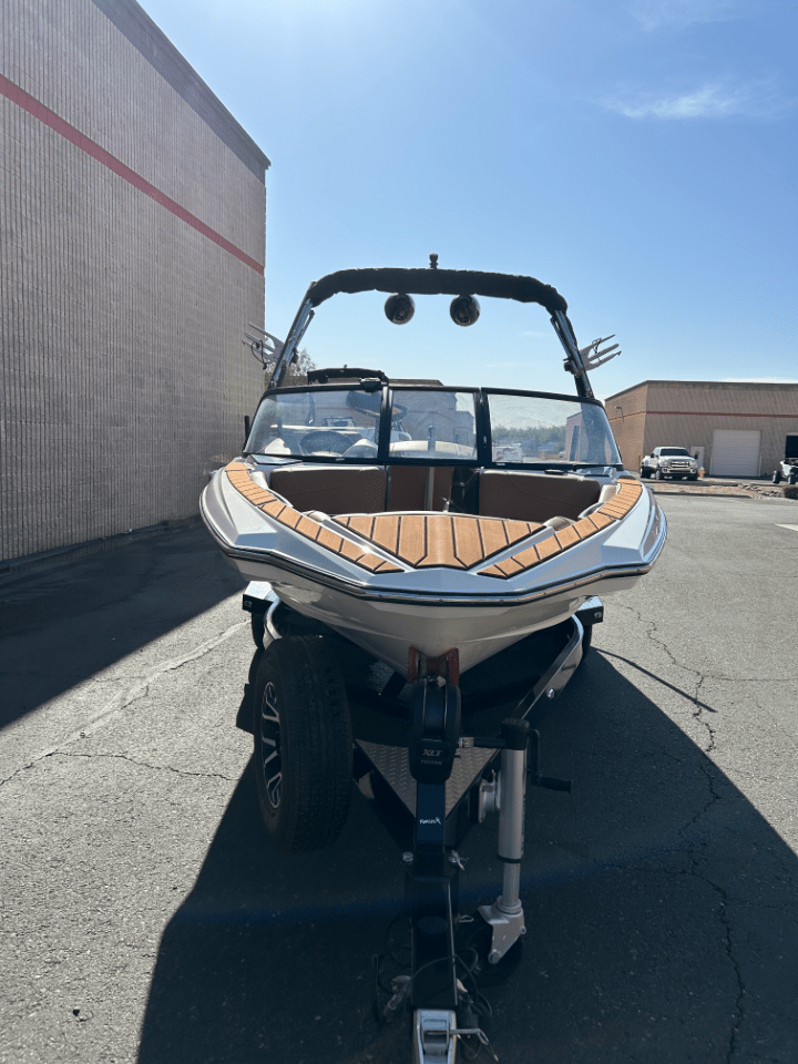 2022 Malibu Response TXI