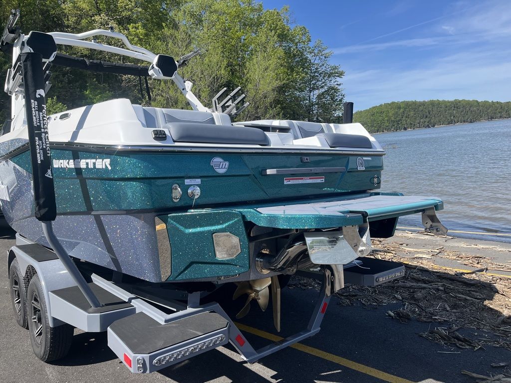 2025 Malibu Boats 23 LSV