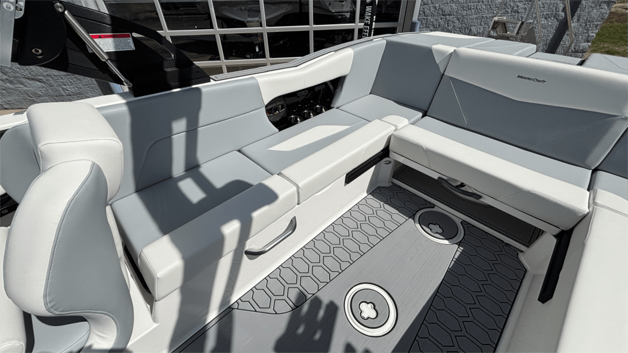 2025 MasterCraft NXT24