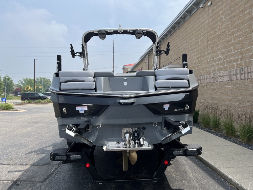2024 MasterCraft XT25