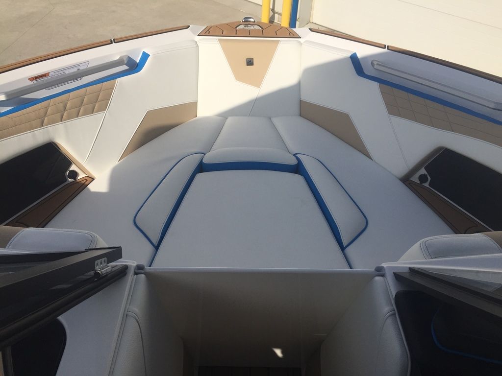 2024 Nautique Super Air Nautique S21