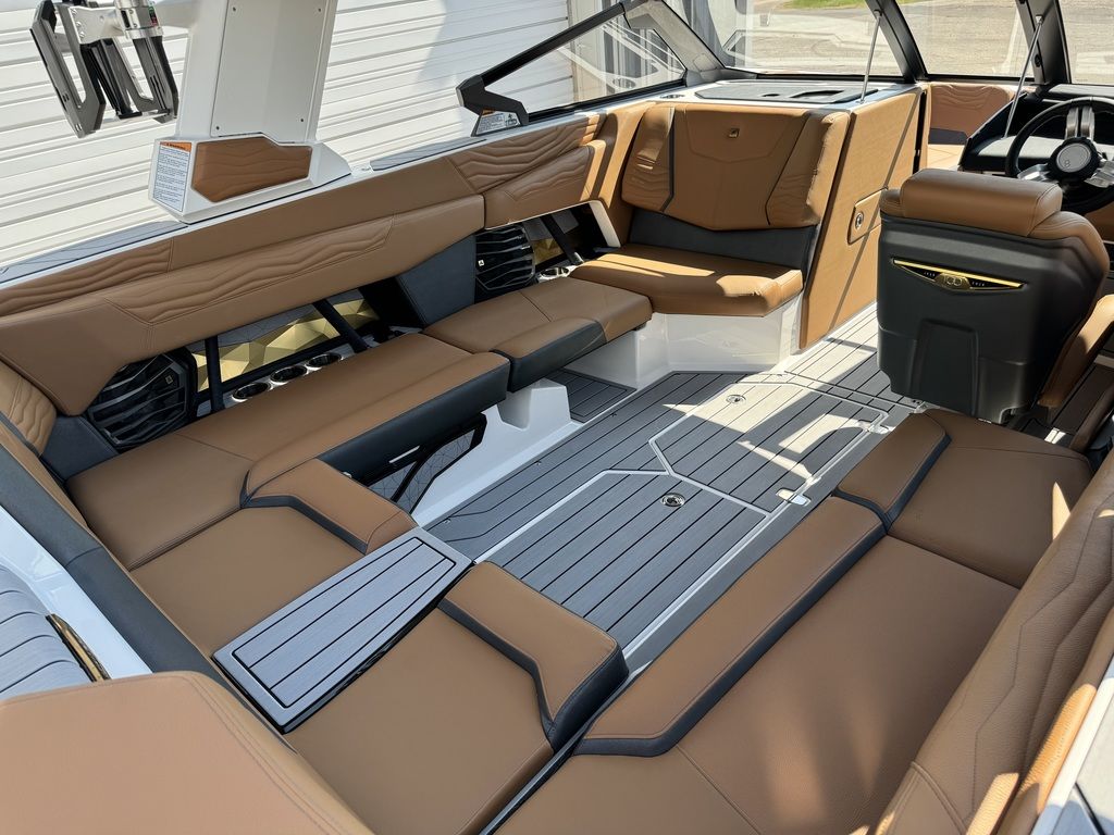 2025 nautique G23