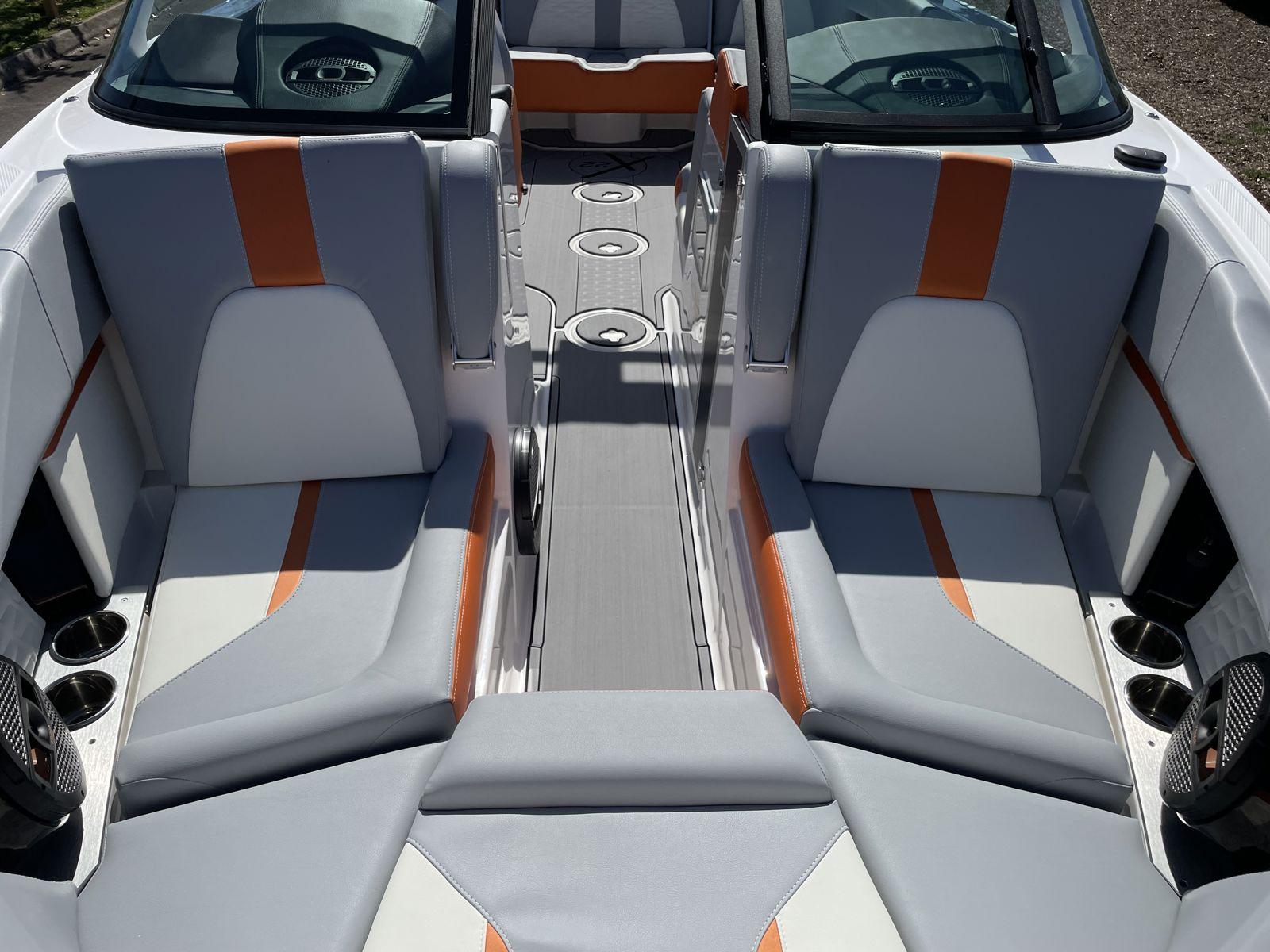 2024 MasterCraft X22