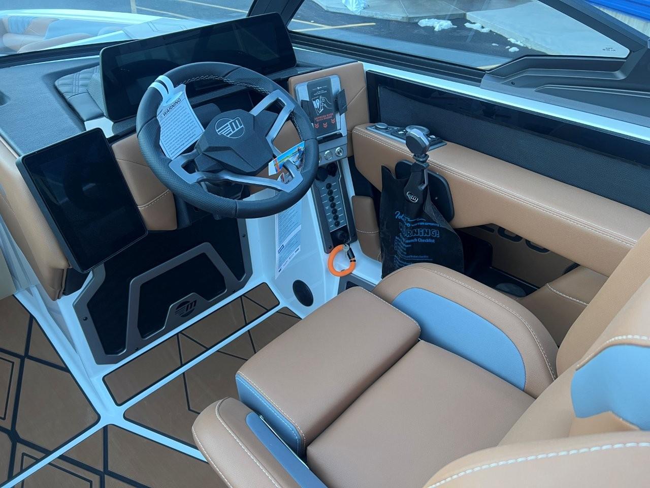 2025 Malibu M230