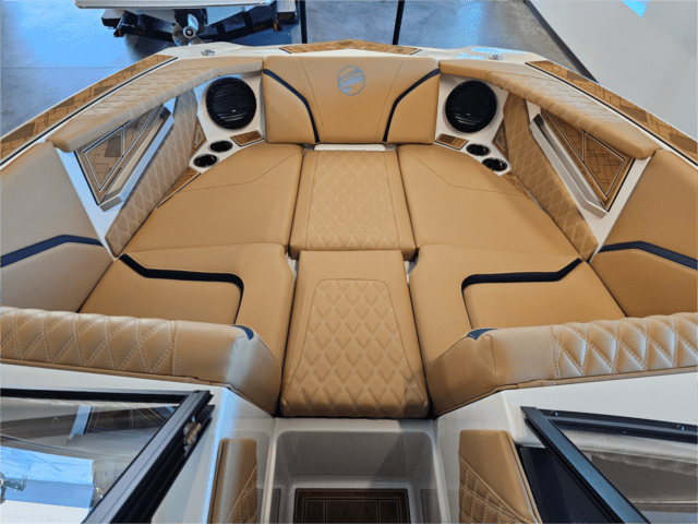 2024 Tige 24RZX Surf Boat
