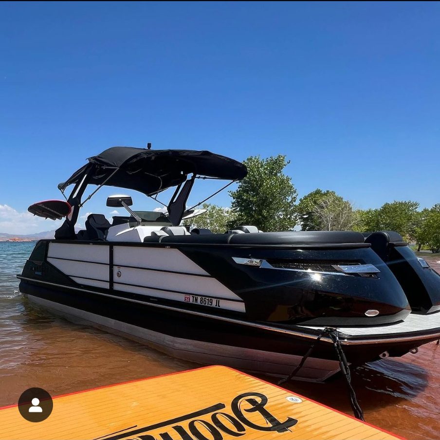 boat.Title