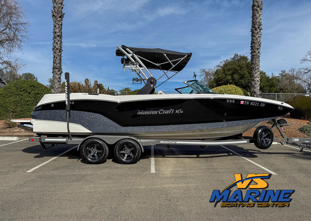 2021 MasterCraft NXT24