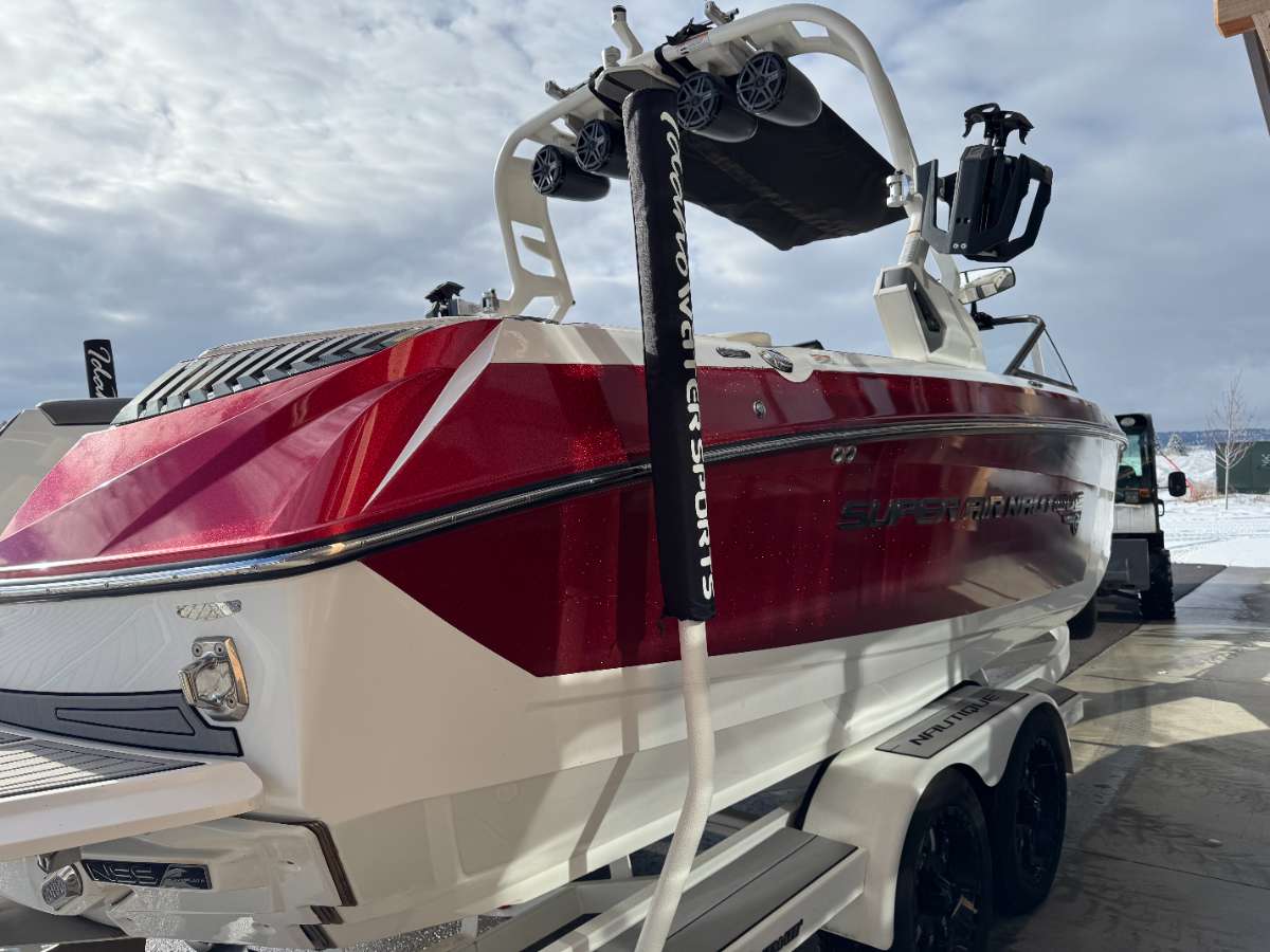 2018 Nautique G23