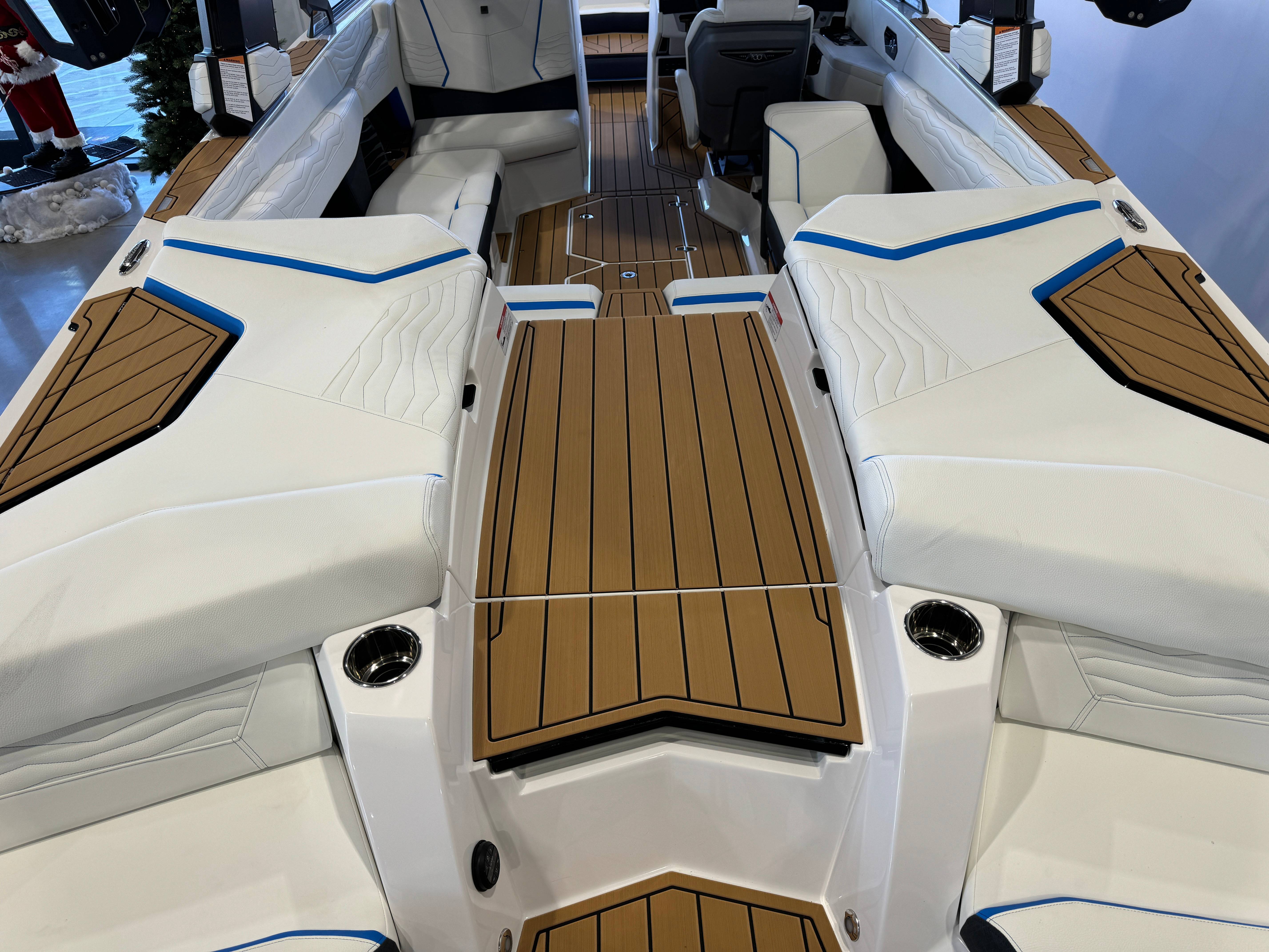 2025 Nautique Super Air Nautique G23