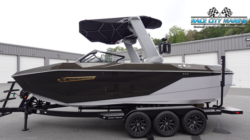 boat.Title