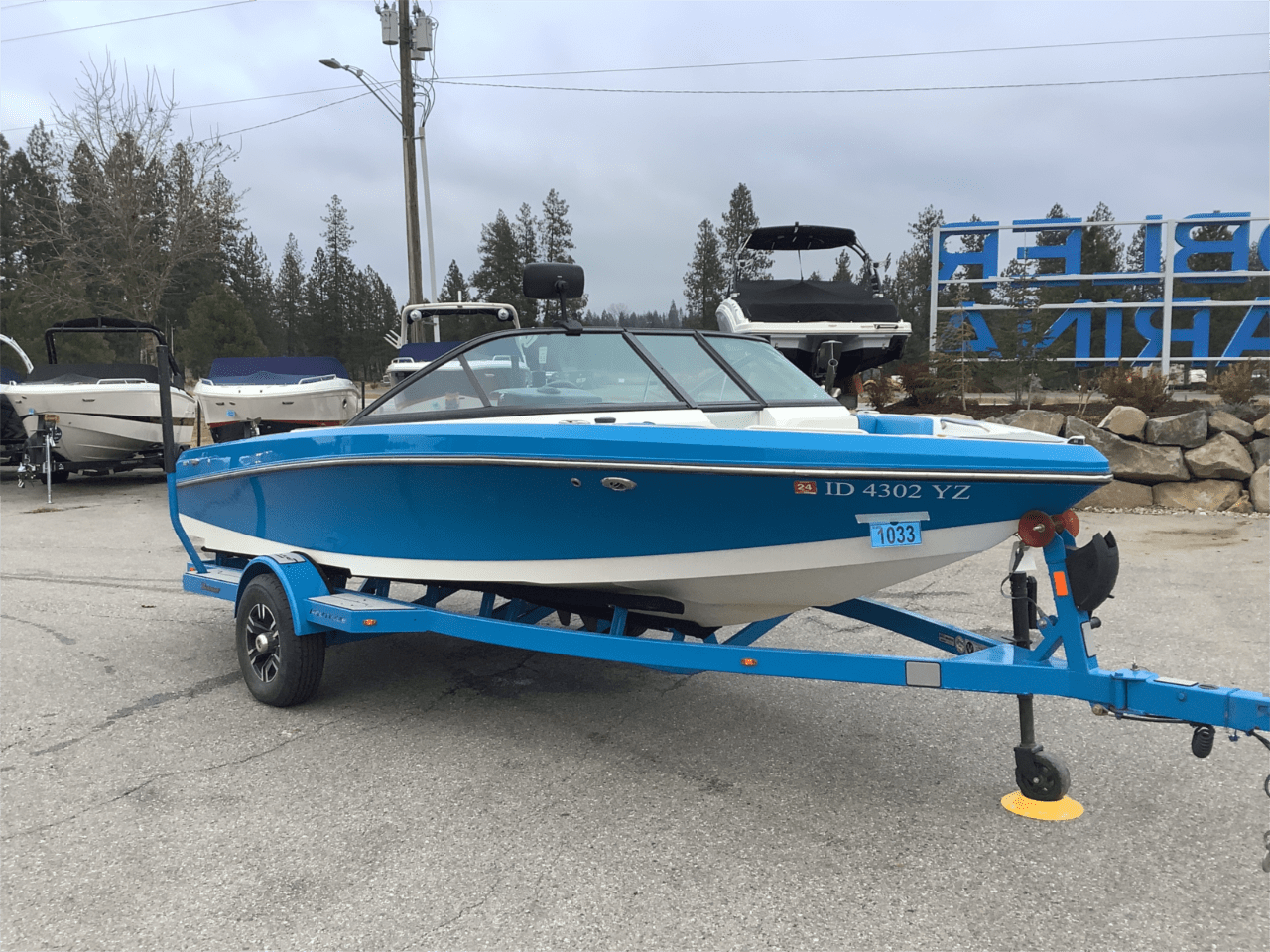 2019 Ski Nautique 200