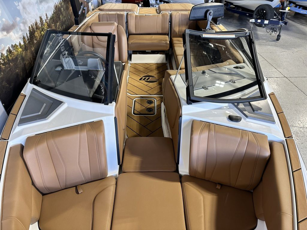 2024 Malibu 22 LSV