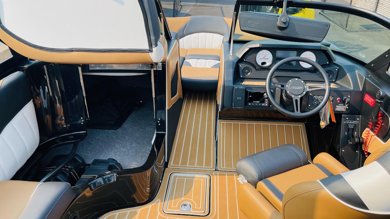 2023 MB Sports B52 23 Classic $773.09/mo OAC 5.99%
