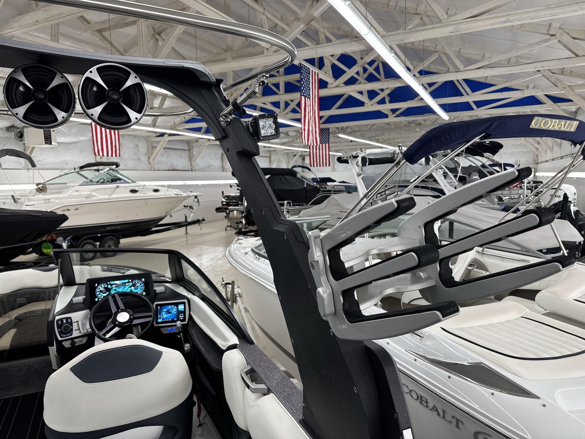 2016 Malibu 25 LSV