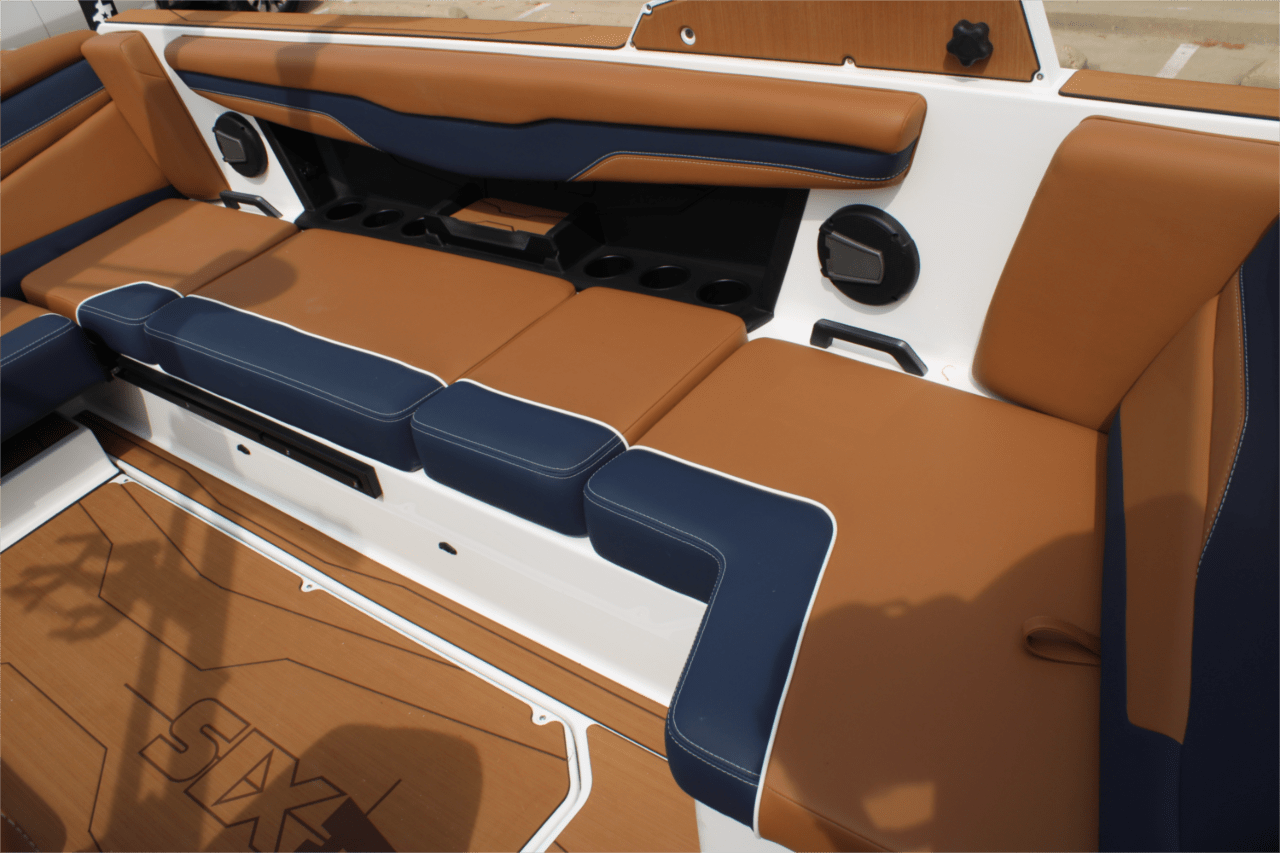 2025 Axis T235