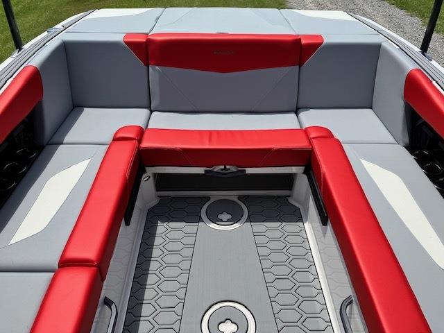 2024 MasterCraft NXT 24